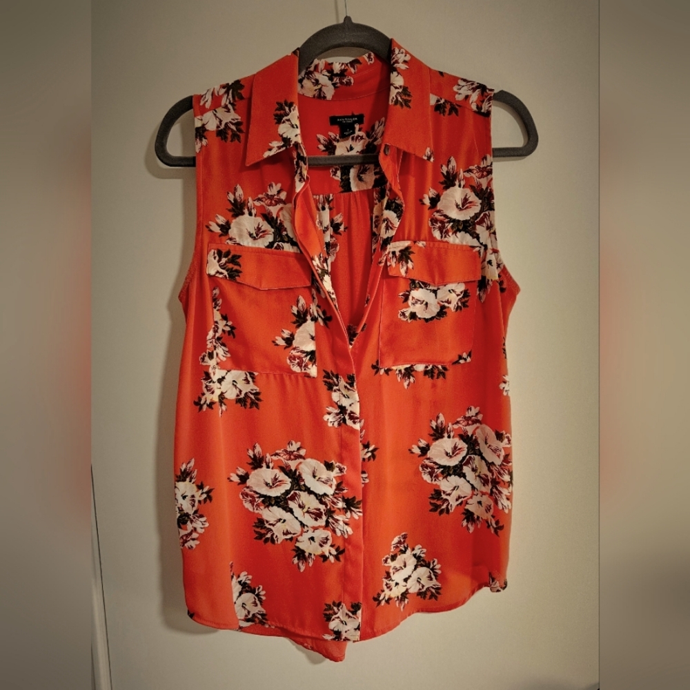 Floral Sleeveless Blouse